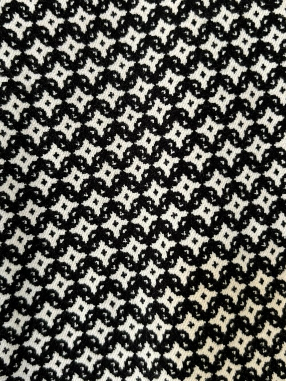 Ann Taylor Loft Marisa Black and White Geometric Print Skinny Ankle Pants 4 Tall - Picture 11 of 11